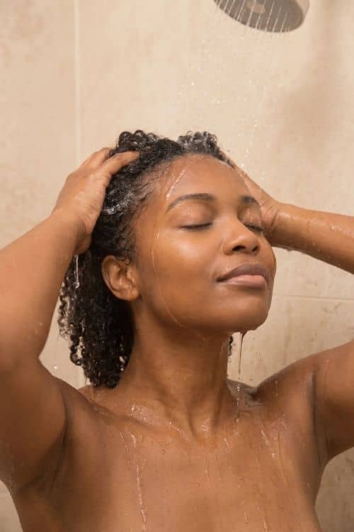Shower with filtered water